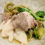 比良山荘 - ・天然熊肉、三関せり