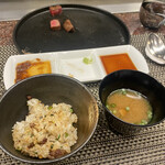 エクシブ軽井沢 鉄板焼 - メイン！のガーリックライス