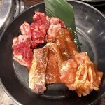 焼肉五苑 - 「トリプルビーフセット」(1529円)