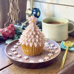 森森舎 - 桜のマフィン(アイシングクッキー付き)、ほうじ茶チャイ