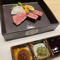 肉炭馨 和衷 - 