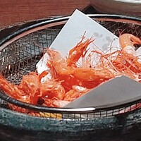 六献 品川店 - ★★★海老の素揚げ 色も鮮やかでパリパリ、サクサク！