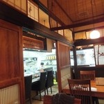 雑魚市場 ゆ家　菜園本舗  - 店内の様子