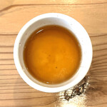 想作割烹 のりすゑ - カリフラワーのフランと風味豊かなコンソメ　ランチコースの温前菜