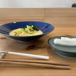 想作割烹 のりすゑ - しらすの雑炊と大根の香の物柚子風味　ランチコースのお凌ぎ