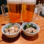 魚と日本酒 魚バカ一代 - 生ビール 549円
お通し 貝と海藻の酢の物