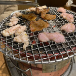 Horumon Yakiniku Buchi - 