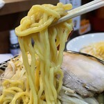 萬馬軒 橙 - 味噌チャーシュー 麺上げ