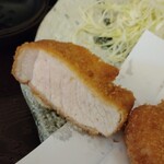 美はる - ロースかつの断面