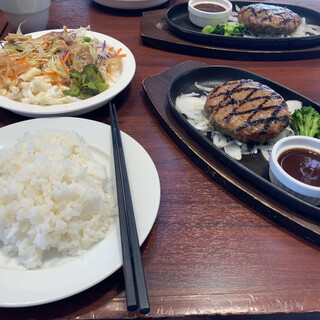 エムズ テーブル_0