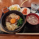 Sumibi Yakiniku Yakiyaki - 石焼ビビンバ定食¥1000-