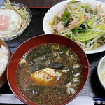 瀧野川 - 肉野菜炒め定食  780円