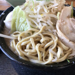 無鉄砲しゃばとん - 平打ち麺