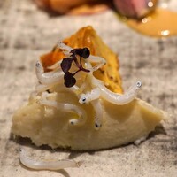 ダ ゴトウ - トリュフ風味のフリッタータ（オムレツ） バカラ・マンテカート(塩鱈とジャガイモをペースト状にしたもの)　釜揚げしらす(老舗しらす屋 山利)