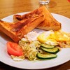Jade Coffee - モーニング トースト・玉子・サラダ450円