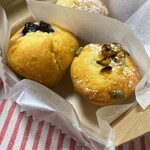 ちょびころマフィン - 左から茄子ベリー、かぼちゃシナモン＆クリームチーズ