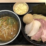 麺屋一燈 - 特製濃厚魚介つけ麺＋とろけるチーズ