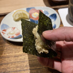 日本橋 蕎ノ字 - 1つは磯辺巻きにして食べます