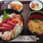 鈴 - 海鮮丼