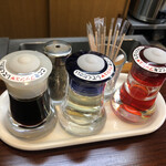 中華料理房 すずなり - 餃子のタレ