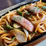Life's Lounge cafe - 鉄板ナポリタン