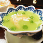 有楽 - 海老とグリーンピースの？