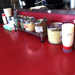 豚骨醤油ラーメン 王道家 - 調味料達