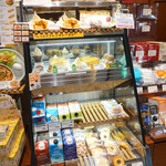 ドトールコーヒーショップ - 賑やかになりましたネ！