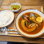 Achi Terasu 102 Soup Curry Dining - シーフードスープカレー（1300円）2022年2月