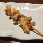 Yakitori Ya Sumire - カリカリ鶏皮　塩