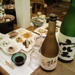もてなし亭 - 持ち込んだお酒と料理