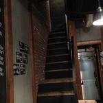 Nico - ２階席への階段。きつそうです