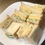 高級食パン専門店 イケメン大集合 - 揚げ天とタマゴサンド