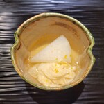 富小路 やま岸 - 聖護院大根 湯葉の炊き合わせ