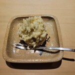 富小路 やま岸 - 銀杏饅頭