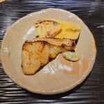 富小路 やま岸 - クエの味噌幽庵焼き 筍 木の芽味噌