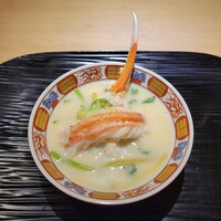 富小路 やま岸 - 蒸し蟹 蟹しゃぶ 芹の白味噌仕立て