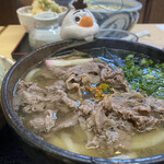 手打ちうどん鶴鶴 - 肉が二倍だそうです！