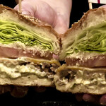 World Burger 池袋西口本店 - 