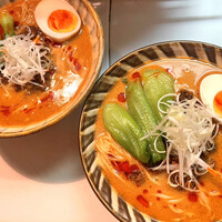 VELROSIER - VELROSIER特製 香る担々麺（1セット2食入り）¥3,000＋手数料390  半熟卵と茹でた青梗菜、白髪ねぎをトッピング 。スープが秀逸です。コクは胡麻ペースト以外に、ベーススープ、鴨肉、椎茸