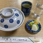 千楽 - かつ丼全景