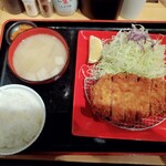 とんかつ檍のカレー屋 いっぺこっぺ - 