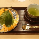 津の守坂 小柴 - デザートとお茶
