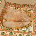 津の守坂 小柴 - この河豚を焼きしゃぶにします♪