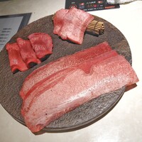 牛の達人　Private 西新宿店 - 極タン三種