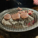 七輪焼肉 楽しいら - 