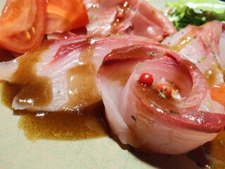 Hanzou - LINEクーポンから選べる！お肉系or海鮮系1品プレゼント！(1,500円相当！)の本マグロと平政のカルパッチョから平政