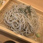 蕎麦んち - 名物大盛り（400g）・天盛りせいろ（海老天＋3種）
            小鉢付き　800円