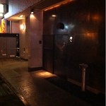 カフェ・鈴木 - これだけ離れて居てもオサレ感が(꒪⌓꒪)