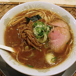 食堂七彩 - 食堂七彩（参考／らーめん770円 ※2013年1月当時のメニュー）